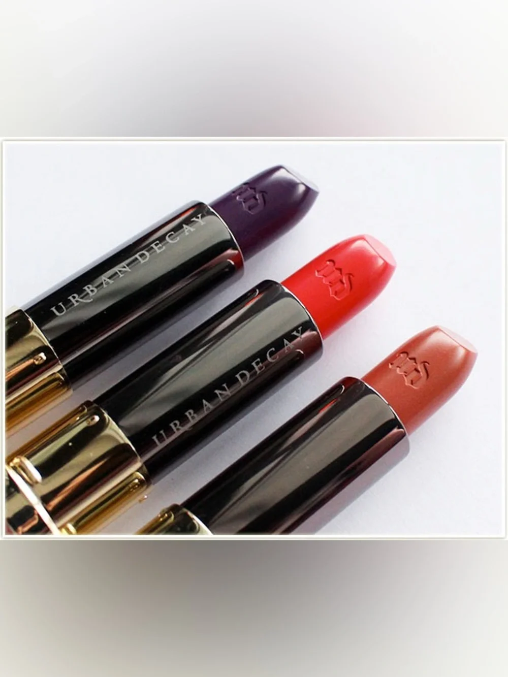 NIB Urban Decay Vice Lipstick - Jawbreaker (Mega Matte)